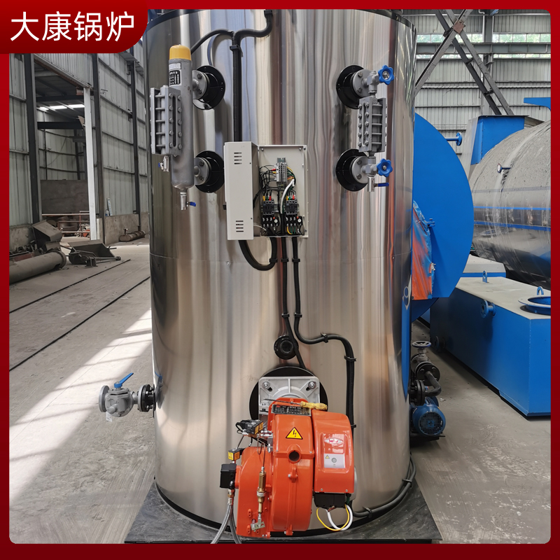 6噸工業(yè)生物質(zhì)鍋爐太康縣銀晨鍋爐立式常壓燃油熱水鍋爐